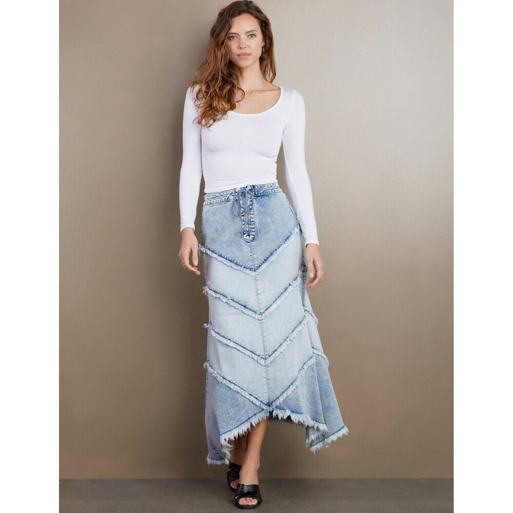Wash Lab Chevron Maxi Skirt Size 29 Women’s Denim Raw Frayed Edges Asymmetrical